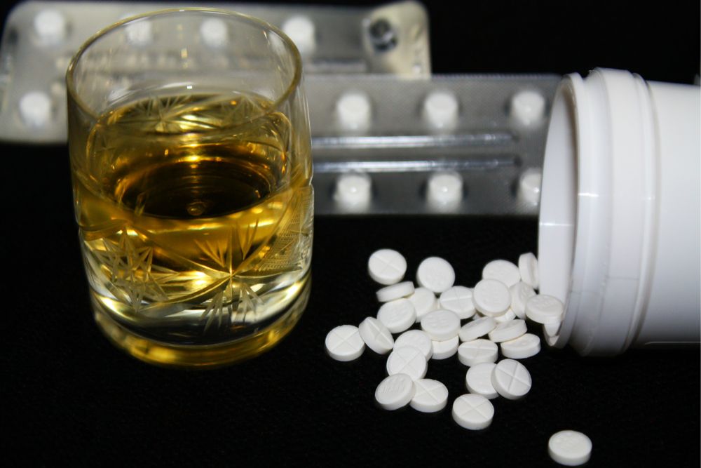 alcohol valium interaction with