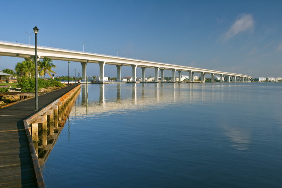 roosevelt bridge in Stuart, Florida