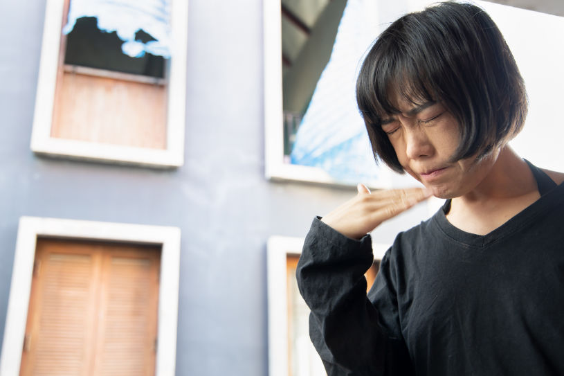 A woman experiences side effects because of gasoline sniffing.